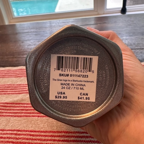 ⭐️Starbucks⭐️ 24 oz Gorgous Ombré Purple Cold Cup Tumbler NWT - Picture 3 of 6